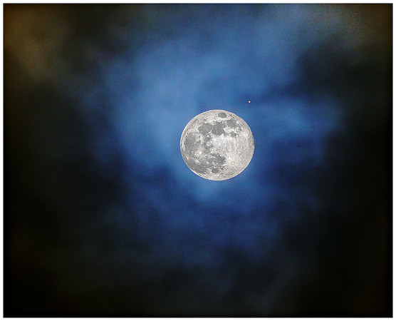 Mars occultation with clouds